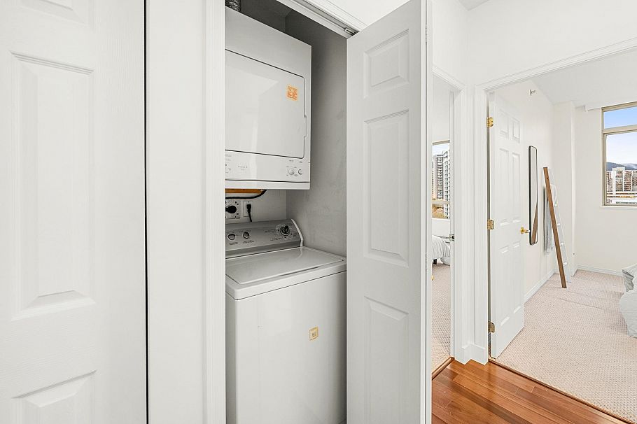 1201 160 W Keith Road North Vancouver, BC - 25