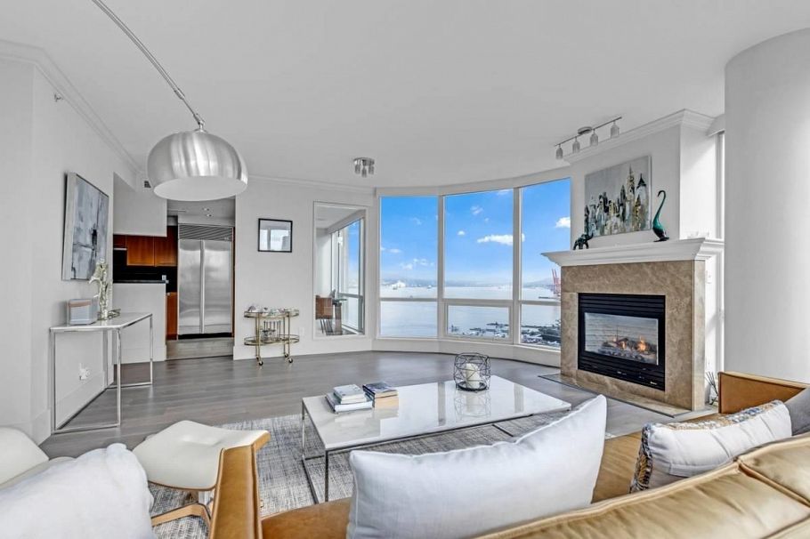 190X 323 JERVIS STREET, Vancouver BC V6C 3P8 Vancouver, BC - 2