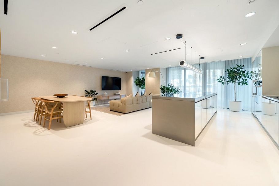 3202 1033 Nelson Street Vancouver, BC - 32