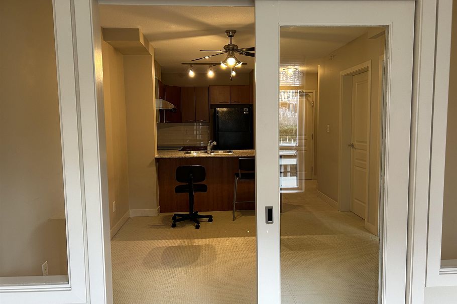 418 4028 Knight Street Vancouver, BC - 5