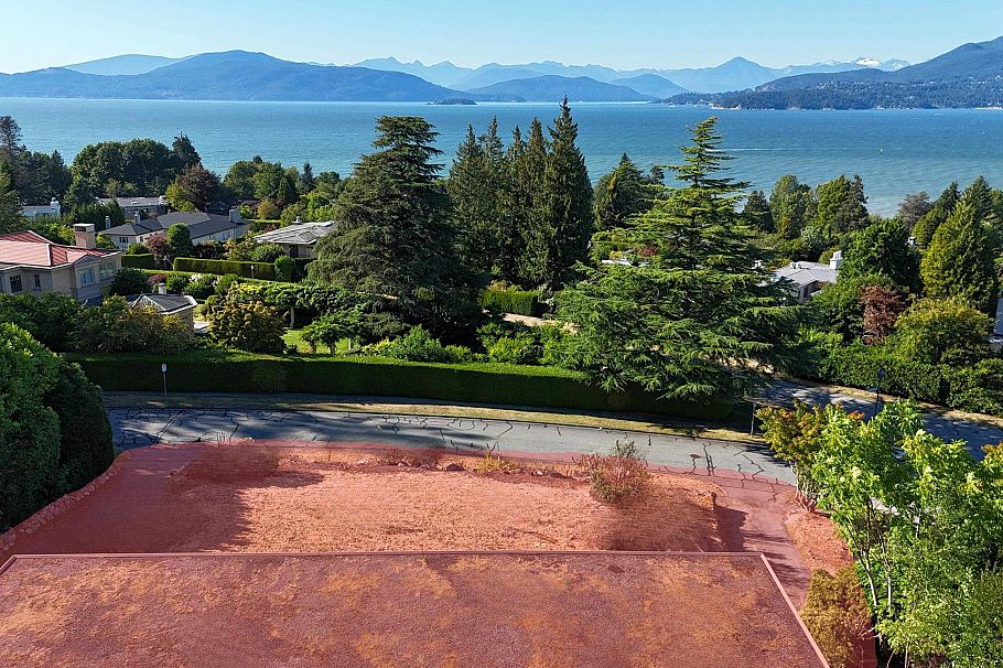 1512 Western Crescent Vancouver, BC - 17