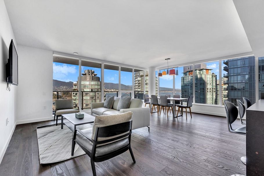 150X 620 CARDERO STREET, Vancouver BC V6G 3H7 Vancouver, BC - 1