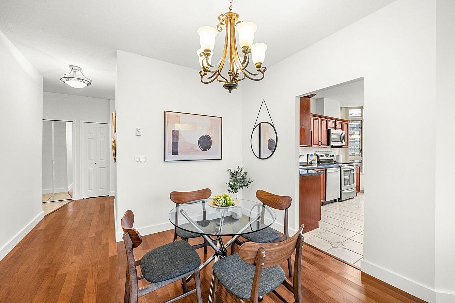 1201 160 W Keith Road North Vancouver, BC - 8