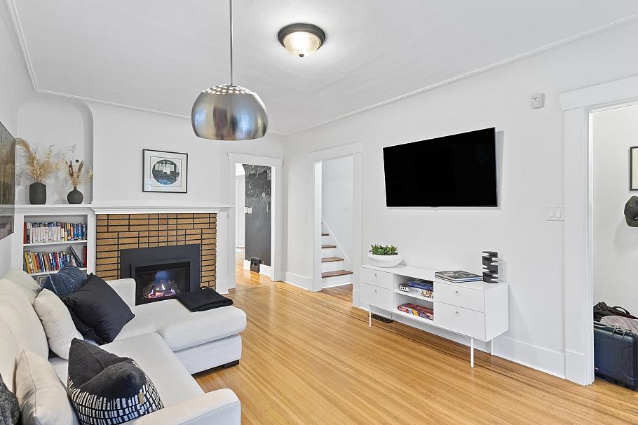 3716 W 30th Avenue Vancouver, BC - 7