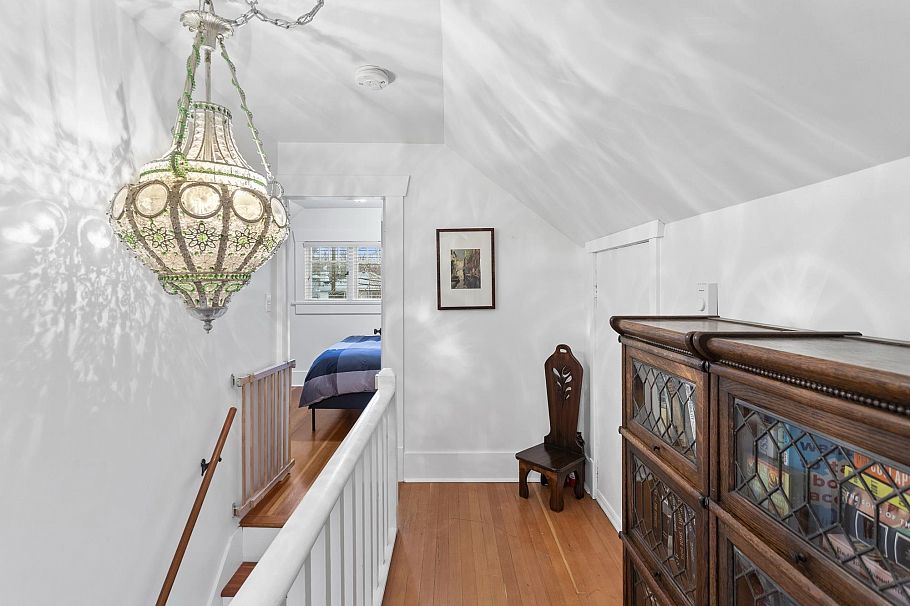 3716 W 30th Avenue Vancouver, BC - 26