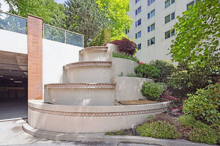 1201 160 W Keith Road North Vancouver, BC - 33