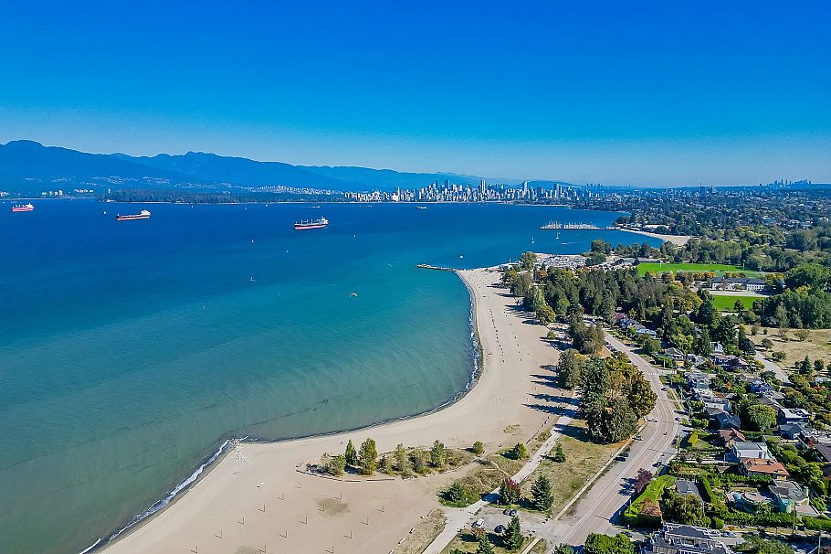 1512 Western Crescent Vancouver, BC - 6