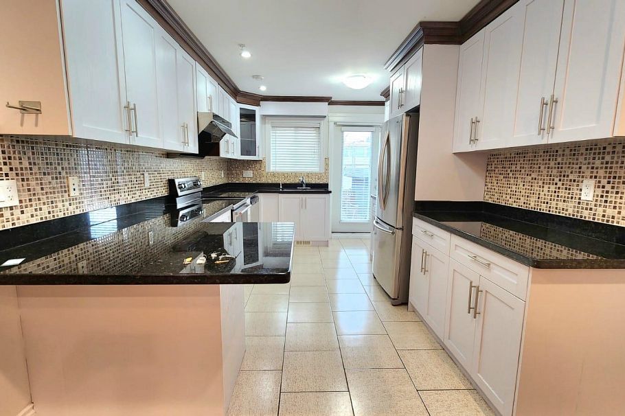 Main+up 1391 E 61 AVENUE, Vancouver BC V5X 2C8 Vancouver, BC - 3