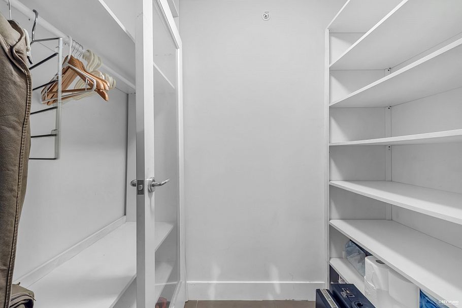 1602 535 Smithe Street Vancouver, BC - 16