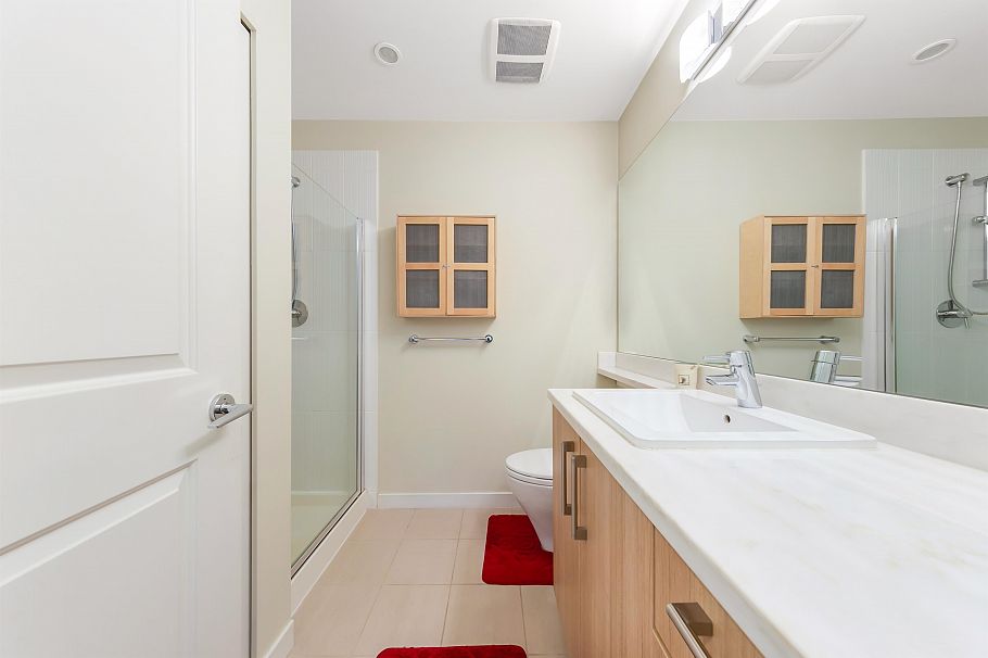 307 159 W 22nd Street North Vancouver, BC - 24