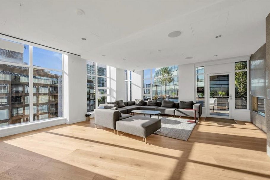 5901 1289 Hornby Street Vancouver, BC - 7