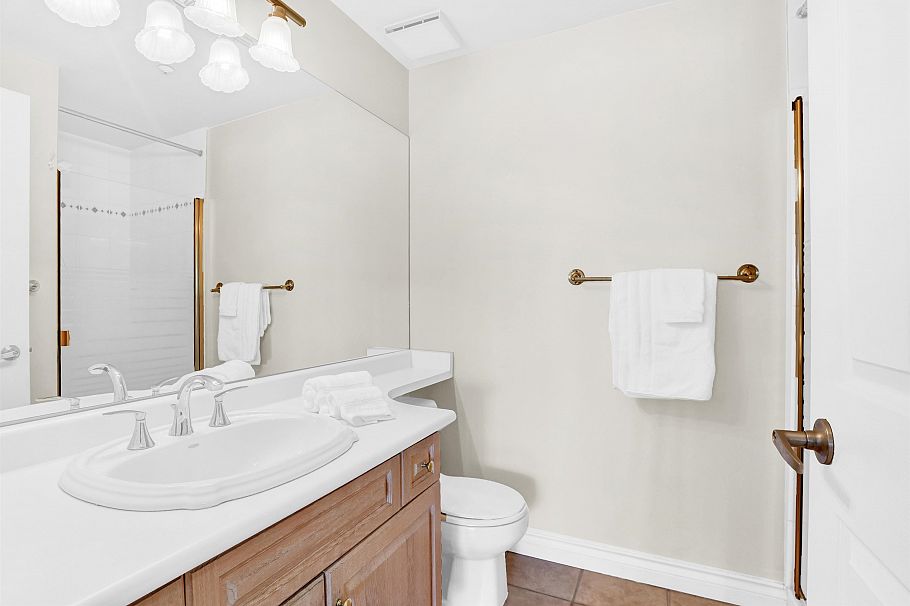 403 2580 Tolmie Street Vancouver, BC - 15