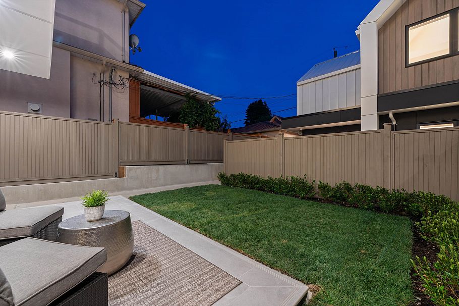 1 1632 E 21st Avenue Vancouver, BC - 29