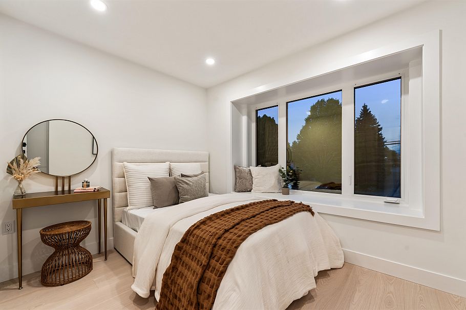 1 1259 Renfrew Street Vancouver, BC - 13