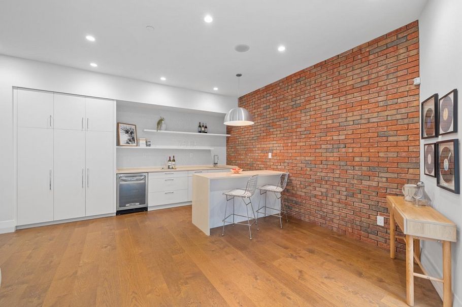 4291 W 29th Avenue Vancouver, BC - 31