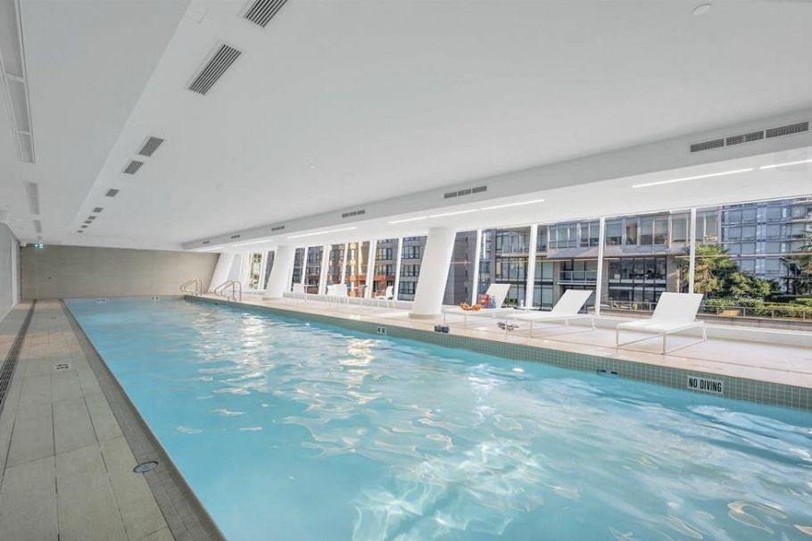 5901 1289 Hornby Street Vancouver, BC - 4