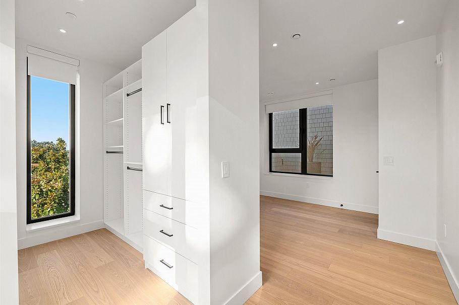 595 W 29th Avenue Vancouver, BC - 28