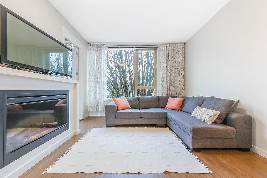 307 159 W 22nd Street North Vancouver, BC - 12