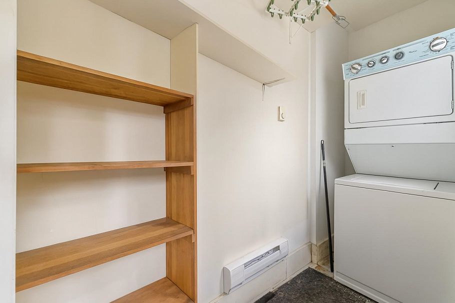 1311 Kamloops Street Vancouver, BC - 24