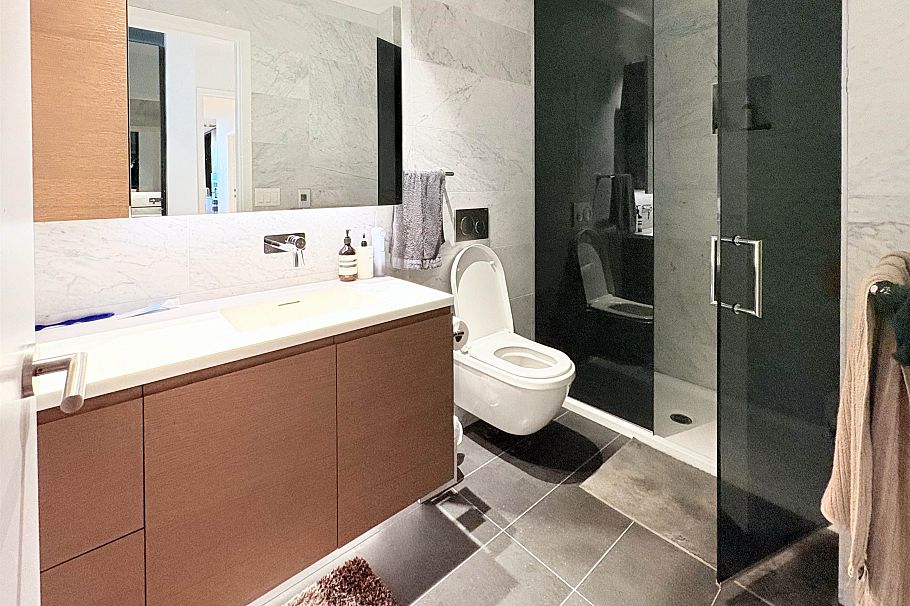 5901 1289 Hornby Street Vancouver, BC - 25