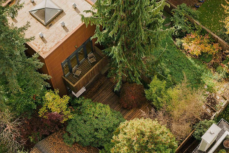 279 E 26th Avenue Vancouver, BC - 5