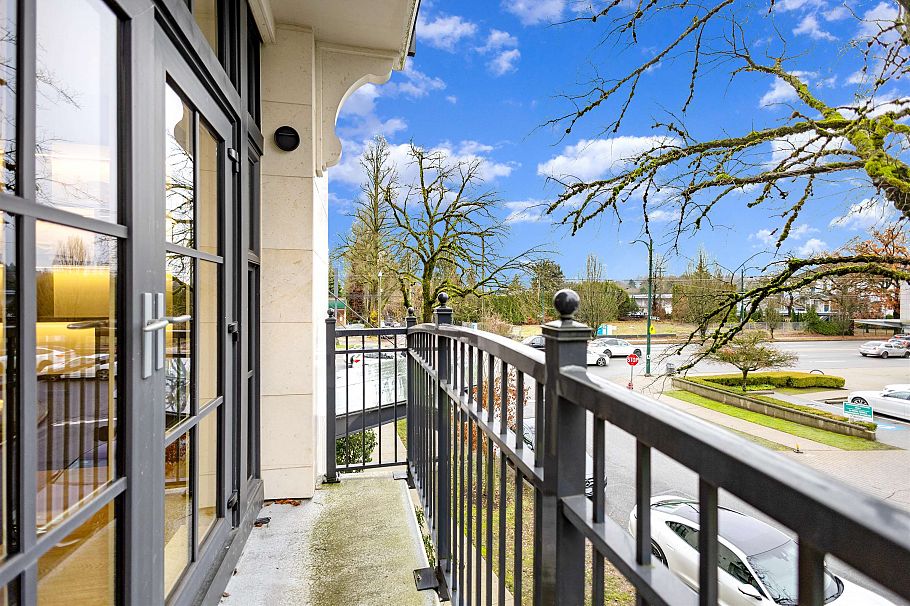 204 1009 Laurier Avenue Vancouver, BC - 37