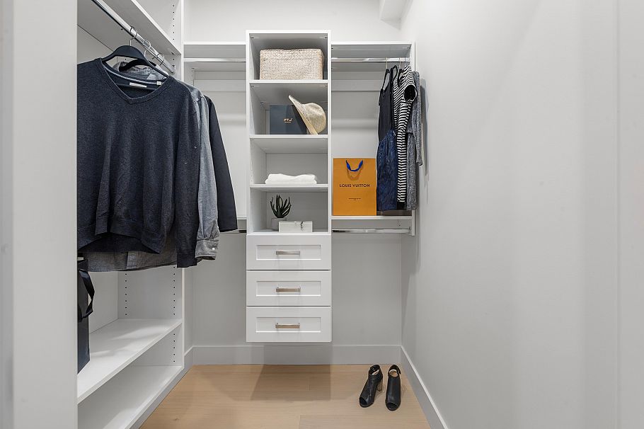 2134 E 10th Avenue Vancouver, BC - 24