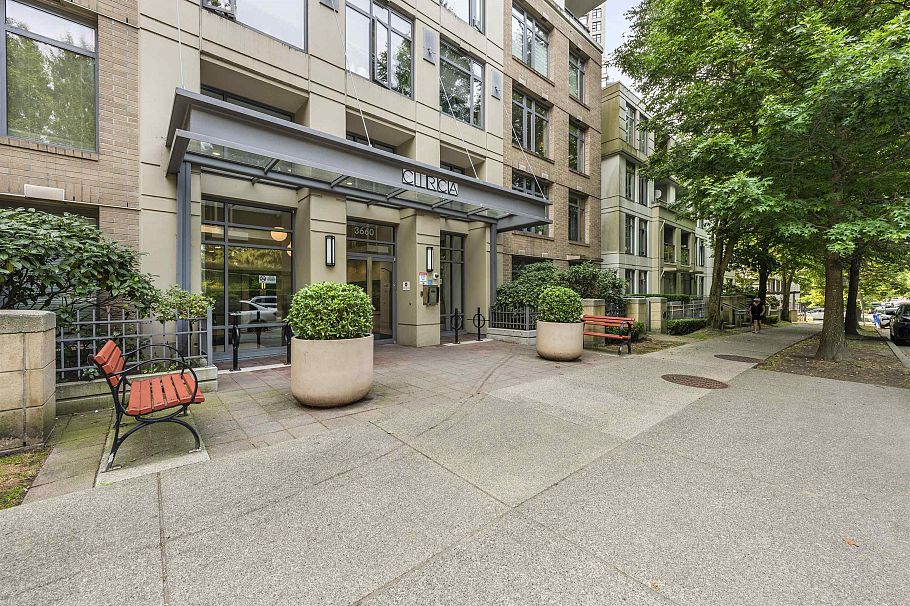 1203 3660 Vanness Avenue Vancouver, BC - 17