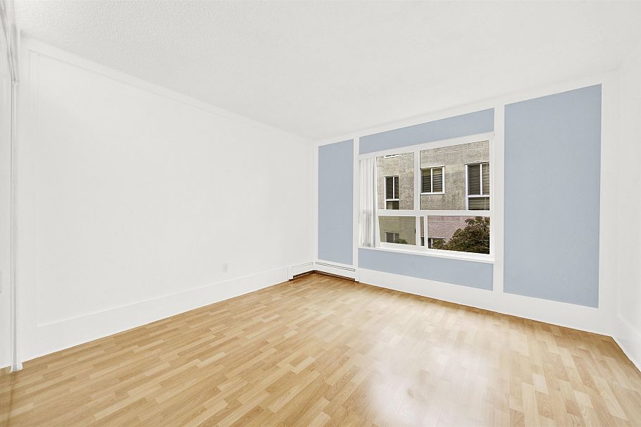 202 8707 Hudson Street Vancouver, BC - 5