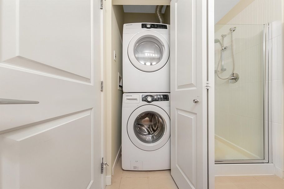 307 159 W 22nd Street North Vancouver, BC - 25