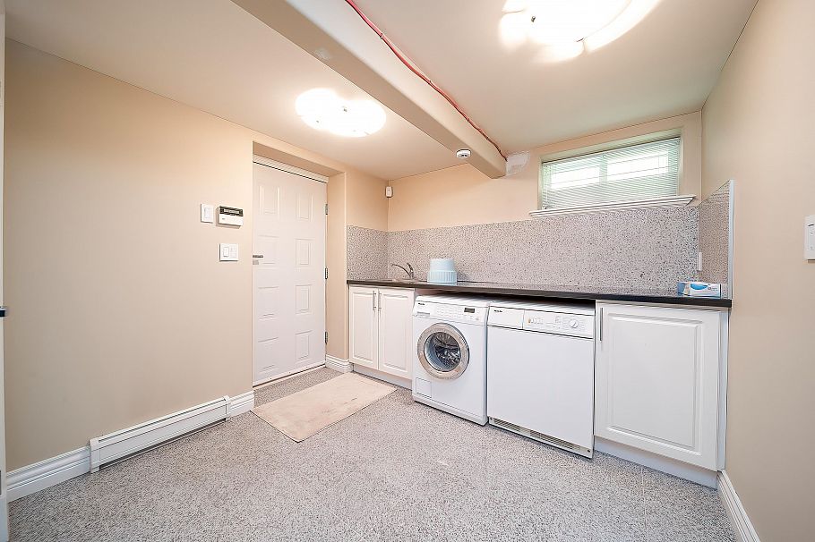 3347 Trutch Street Vancouver, BC - 25