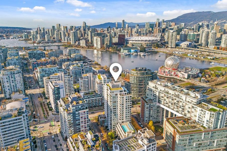 502 110 Switchmen Street Vancouver, BC - 4