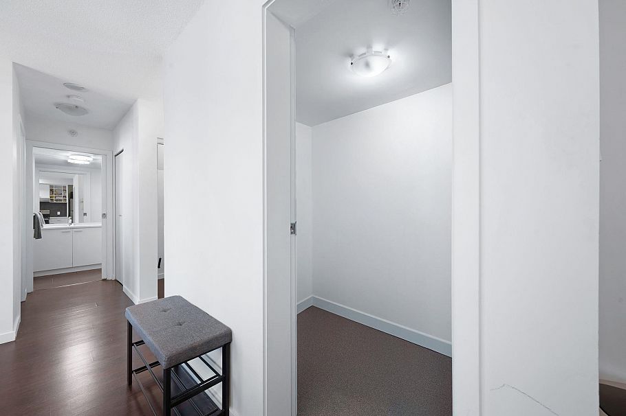 1207 602 Citadel Parade Vancouver, BC - 14