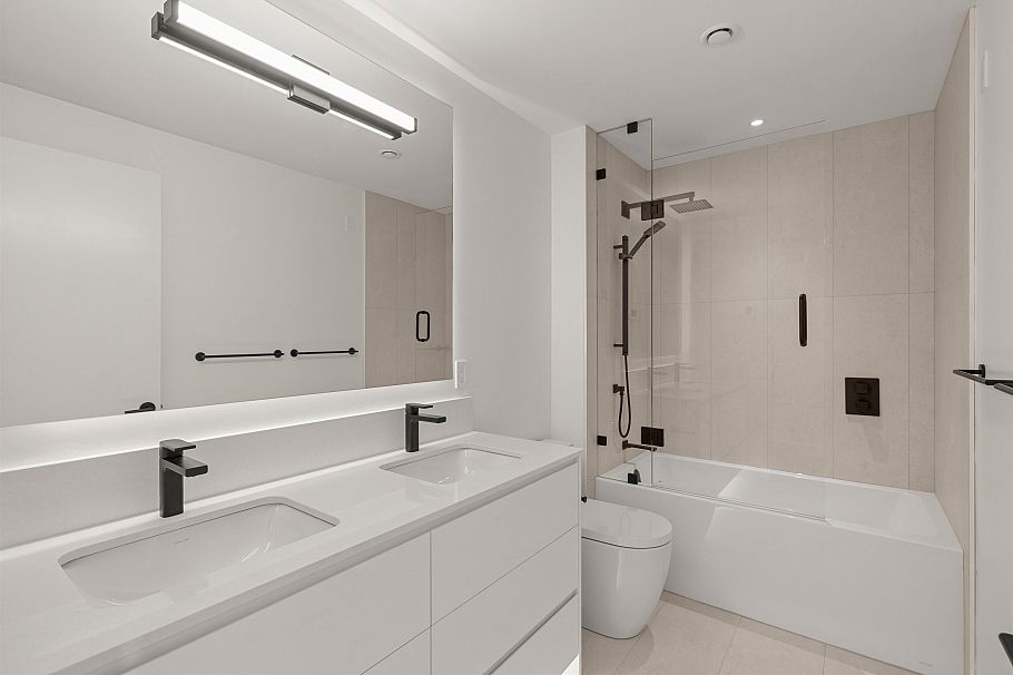 585 W 29th Avenue Vancouver, BC - 26