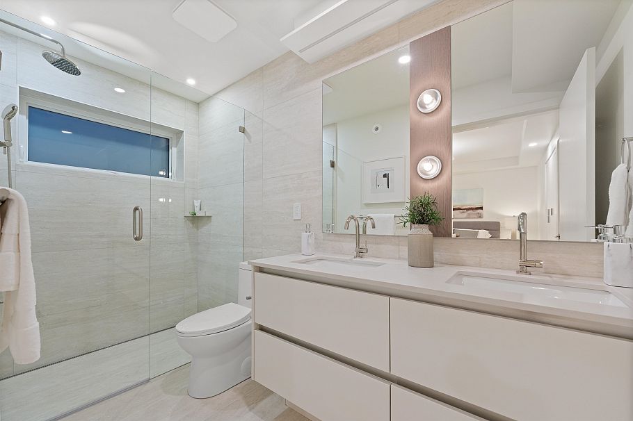 1 1632 E 21st Avenue Vancouver, BC - 14