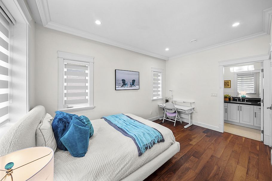 3339 W 27th Avenue Vancouver, BC - 16