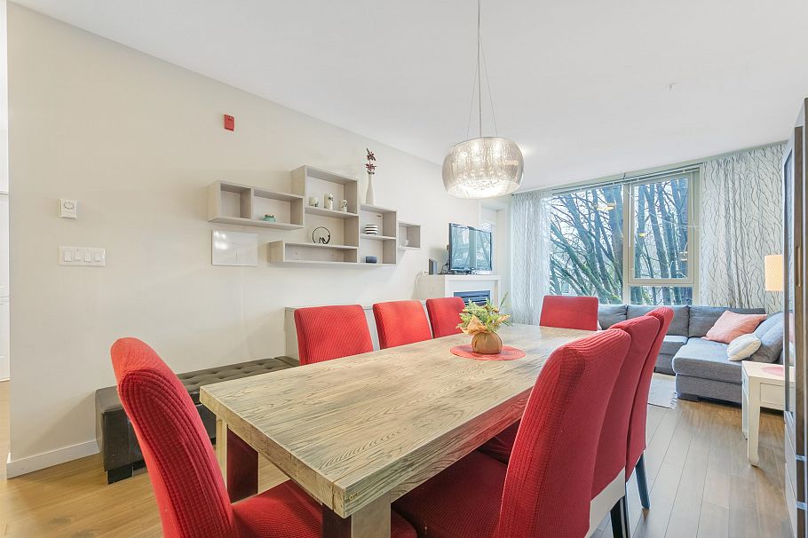 307 159 W 22nd Street North Vancouver, BC - 11