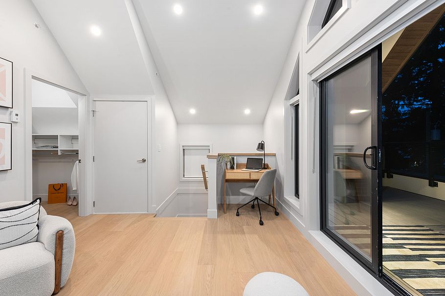 2 2635 W 12th Avenue Vancouver, BC - 33