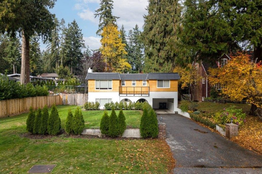 2518 Swinburne Avenue North Vancouver, BC - 39