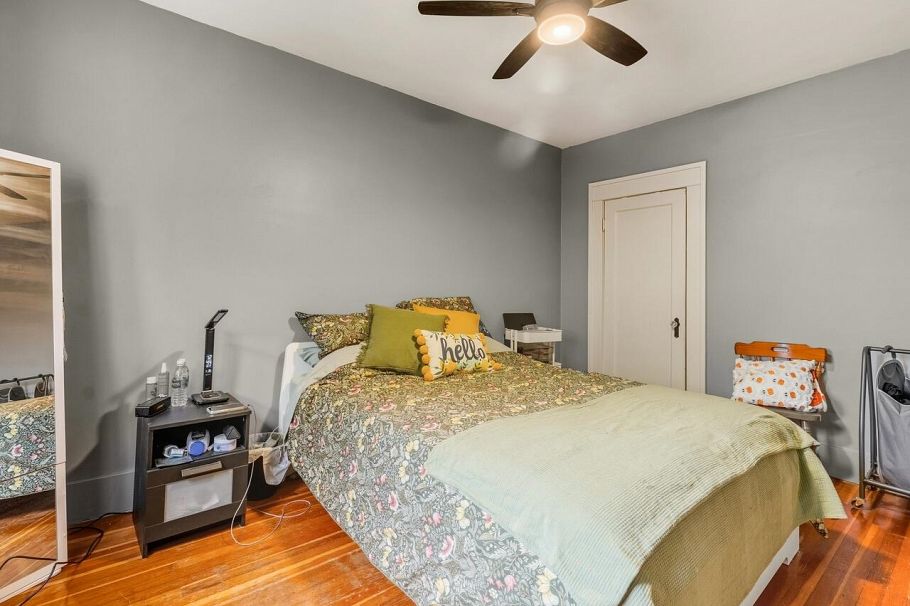 1311 Kamloops Street Vancouver, BC - 13