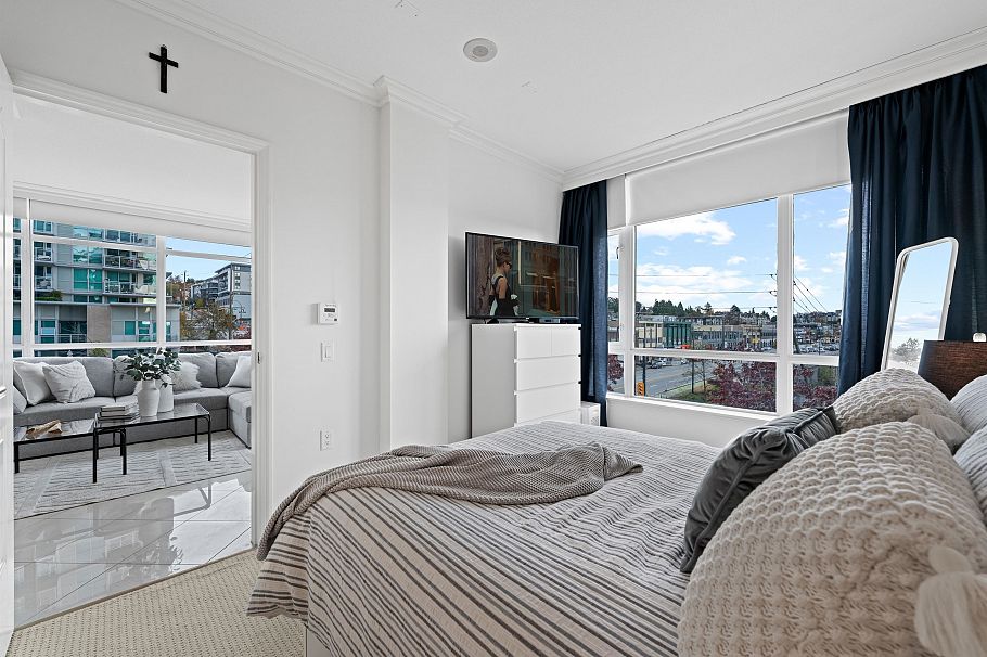 502 172 Victory Ship Way North Vancouver, BC - 16