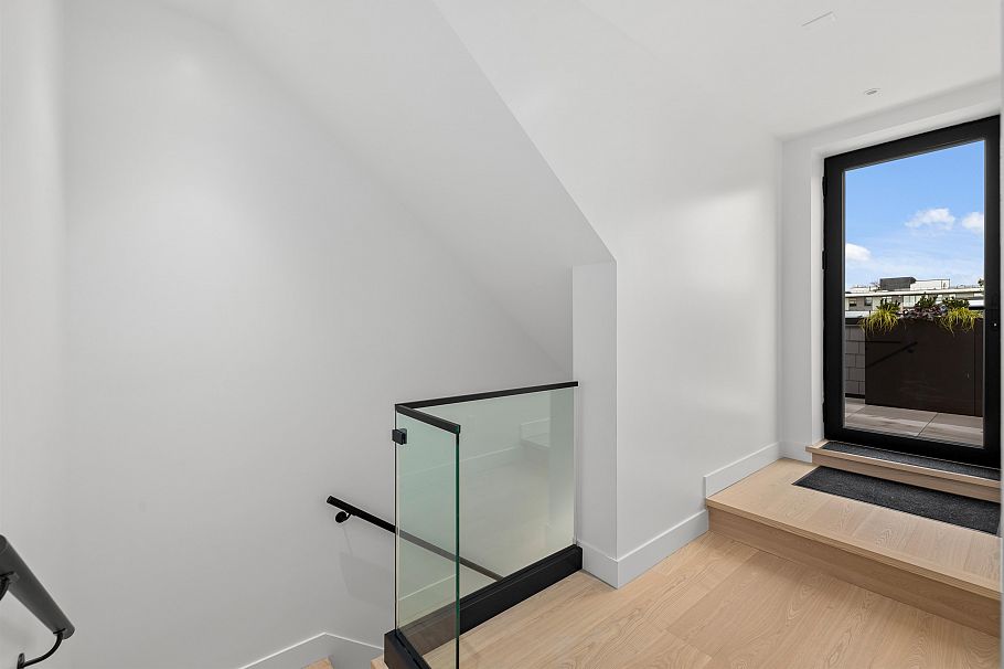 4460 Ash Street Vancouver, BC - 29