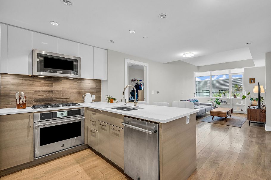 607 3451 Sawmill Crescent Vancouver, BC - 12
