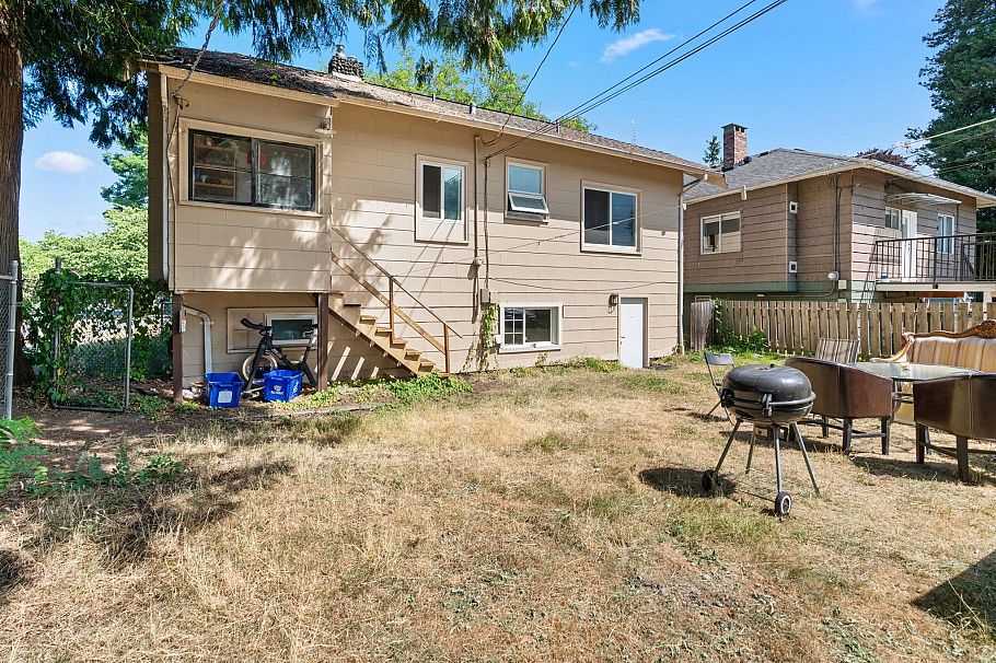 3192 W 8th Avenue Vancouver, BC - 21