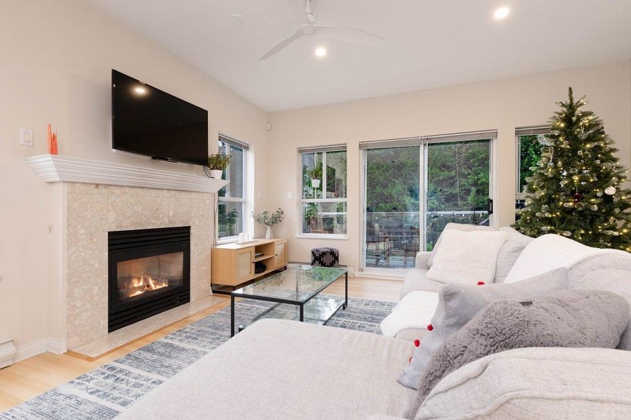 308 1283 Parkgate Avenue North Vancouver, BC - 1