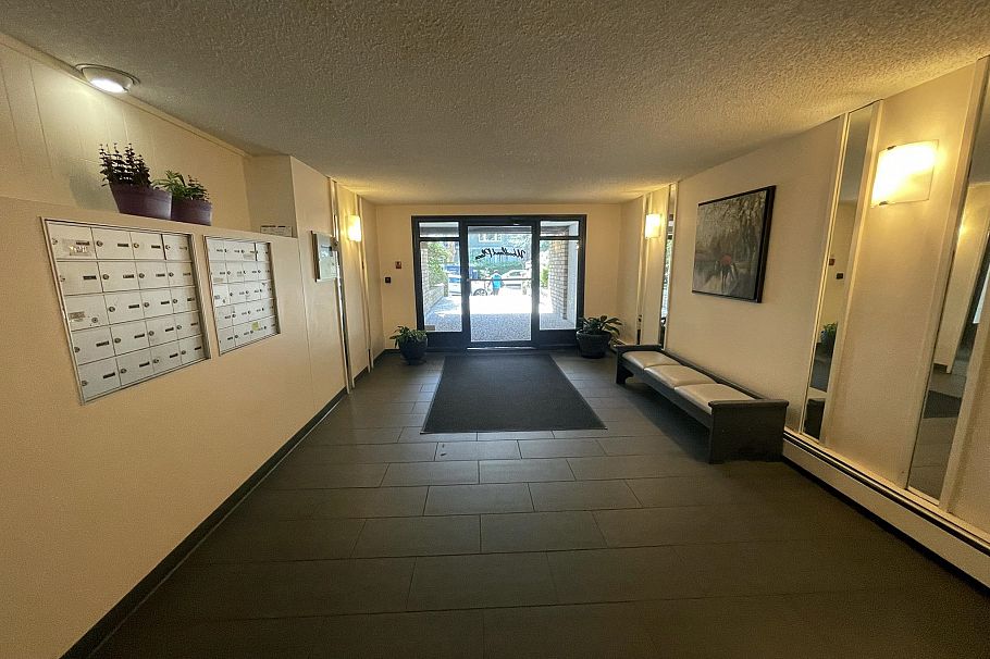 205 1515 E 5th Avenue Vancouver, BC - 15