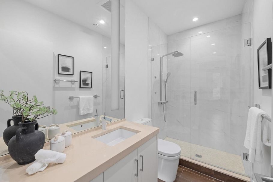 4291 W 29th Avenue Vancouver, BC - 25