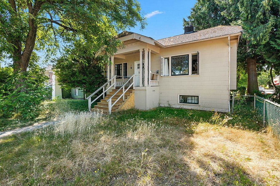 3192 W 8th Avenue Vancouver, BC - 26