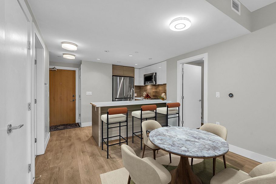 607 3451 Sawmill Crescent Vancouver, BC - 2