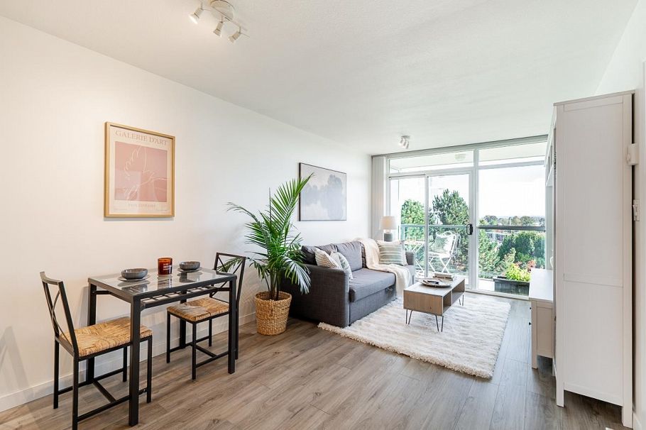 705 2733 Chandlery Place Vancouver, BC - 5